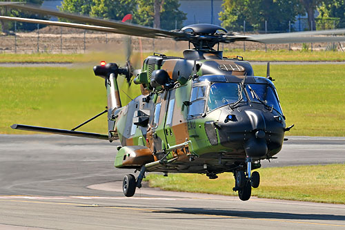 Hélicoptère de transport NH90 de l'Armée de Terre française (ALAT)