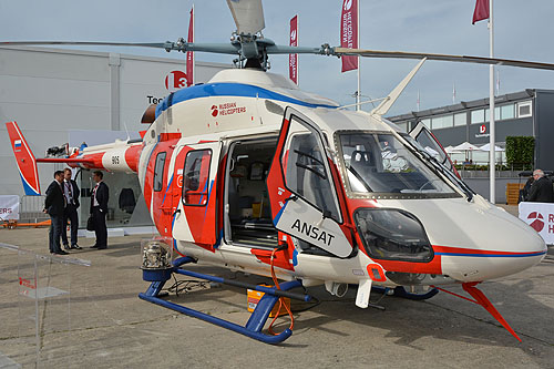 Hélicoptère Ansat en configuration d'évacuation sanitaire HEMS