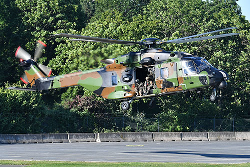 Hélicoptère NH90 Caïman ALAT 