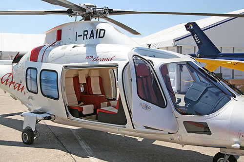 Hélicoptère A109 Grand 