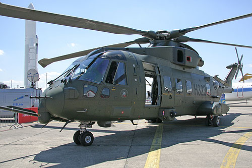 Hélicoptère EH101 RAF