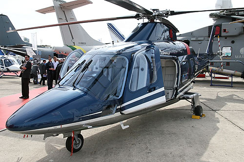 Hélicoptère AW109 Grand