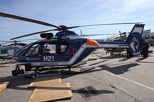 Hélicoptère EC135