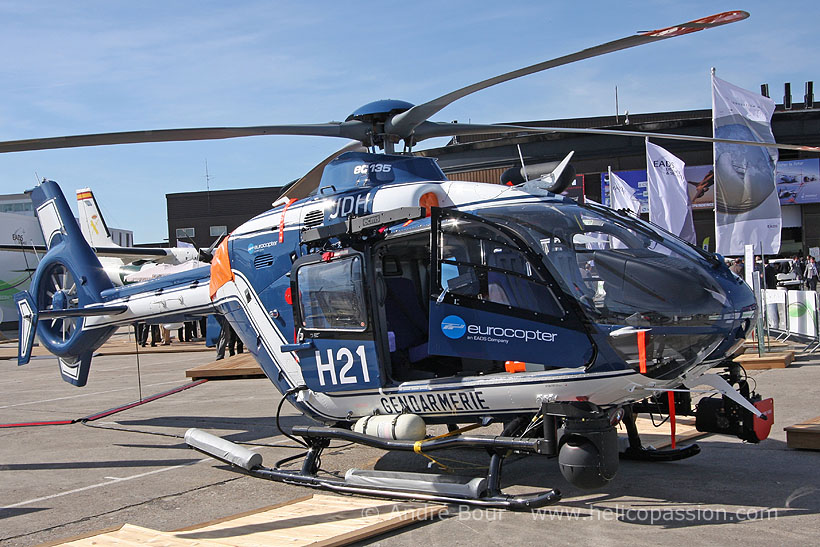 Hélicoptère EC135