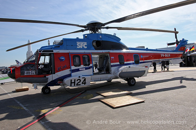 Hélicoptère EC225