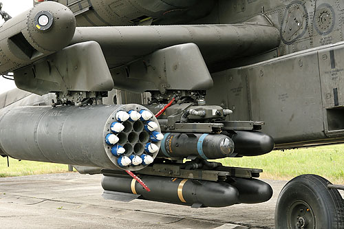 Hélicoptère AH64 Apache KLU