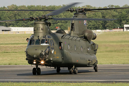 Hélicoptère CH47 Chinook RAF