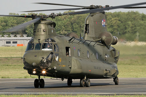 Hélicoptère CH47 Chinook RAF