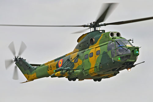 Hélicoptère IAR330 Puma SOCAT Armée Roumanie