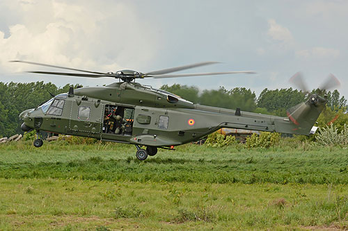 Hélicoptère NH90 MTH belge