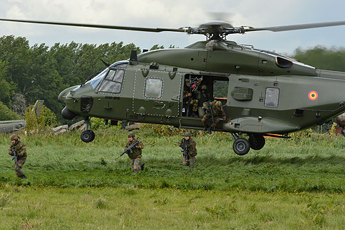 Hélicoptère NH90 MTH belge