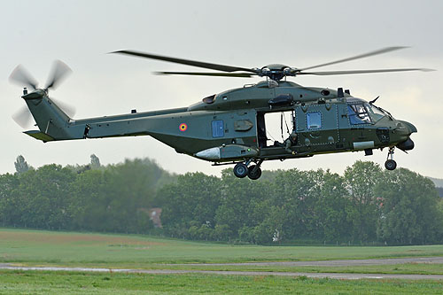 Hélicoptère NH90 MTH belge