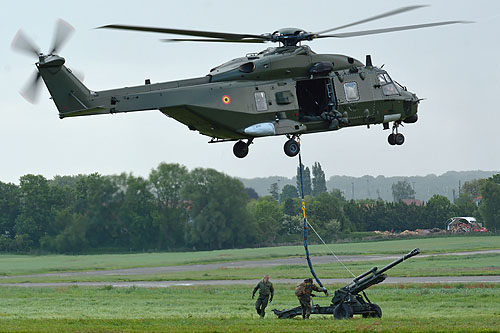 Hélicoptère NH90 MTH belge