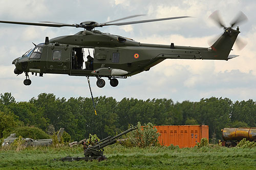 Hélicoptère NH90 MTH belge