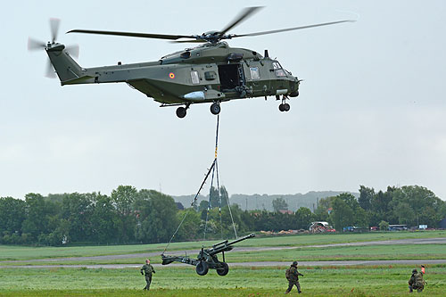 Hélicoptère NH90 MTH belge