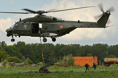 Hélicoptère NH90 MTH belge