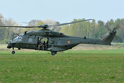 Hélicoptère NH90 MTH belge