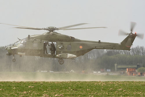 Hélicoptère NH90 MTH belge