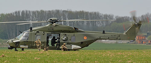 Hélicoptère NH90 MTH belge