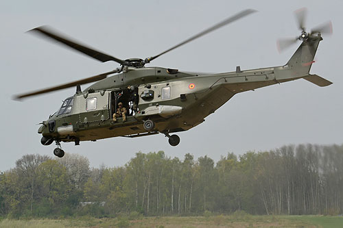 Hélicoptère NH90 MTH belge