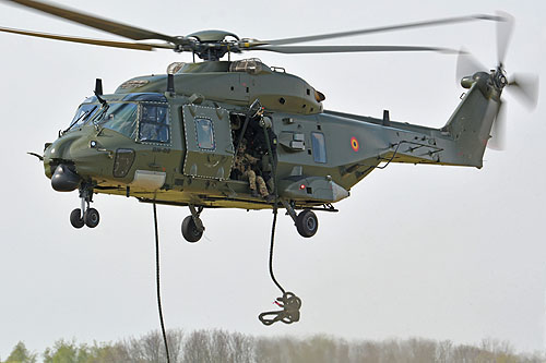 Hélicoptère NH90 MTH belge