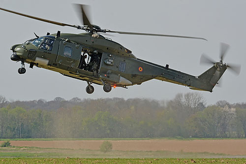 Hélicoptère NH90 MTH belge