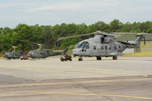 Hélicoptères HH212 et AW101