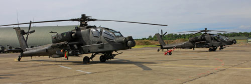 Hélicoptères d'attaque AH64 Apache néerlandais