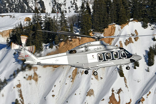 Hélicoptère Leonardo AW139 I-AWTK de SWIFT COPTERS