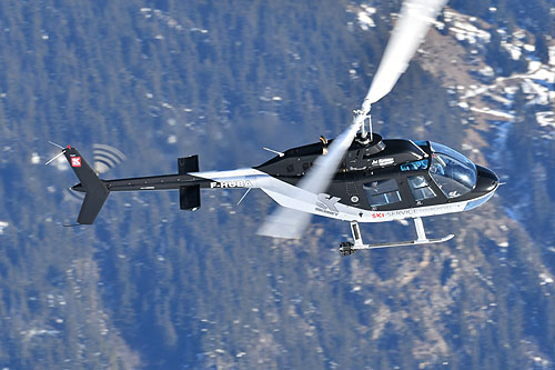 Hélicoptère Bell 206 JetRanger III F-HUBA de JET SYSTEMS