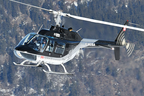 Hélicoptère Bell 206 JetRanger III F-HUBA de JET SYSTEMS