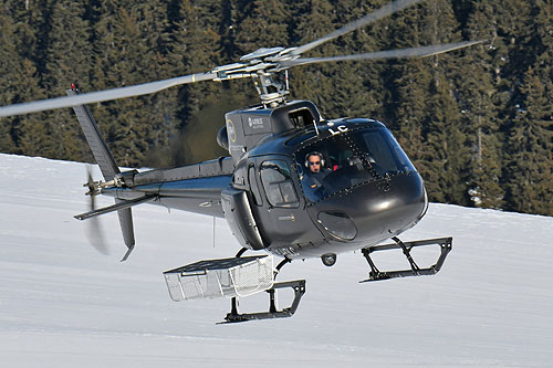 Hélicoptère AS350 B2 Ecureuil F-HDLC de AZUR HELICOPTERE