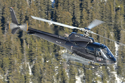 Hélicoptère AS350 B2 Ecureuil F-HHSA de HELISECURITE