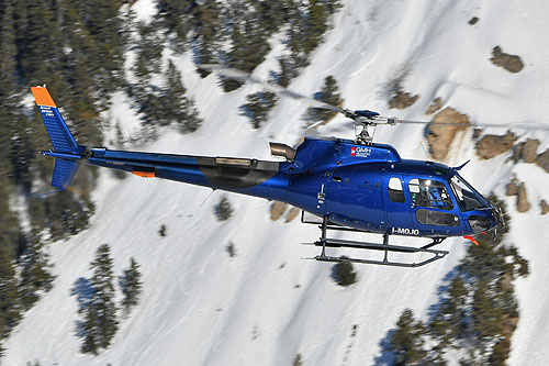 Hélicoptère H125 / AS350 B3 Ecureuil I-MOJO de GMH HELICOPTER SERVICES