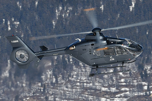 Hélicoptère H135 F-GMHK de SAF HELICOPTERES