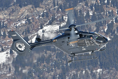 Hélicoptère H135 F-GMHK de SAF HELICOPTERES