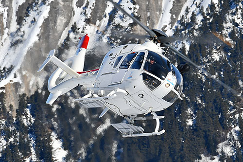 Hélicoptère H135 F-GMON de SAF HELICOPTERES