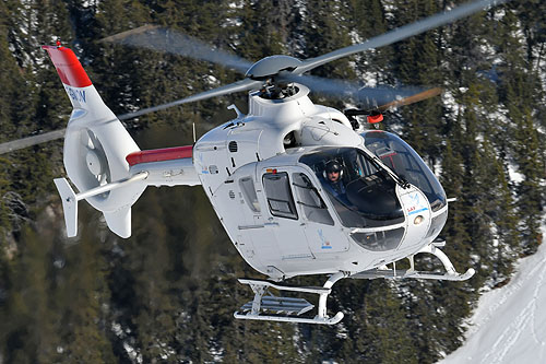 Hélicoptère H135 F-GMON de SAF HELICOPTERES