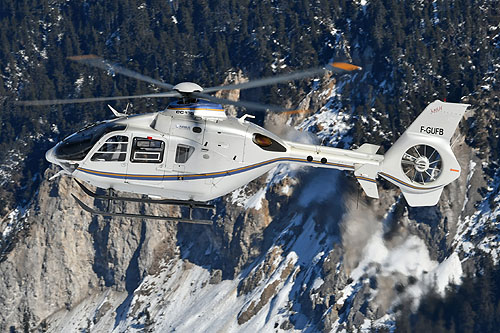 Hélicoptère H135 F-GUFB de MBH (MONT BLANC HELICOPTERES)