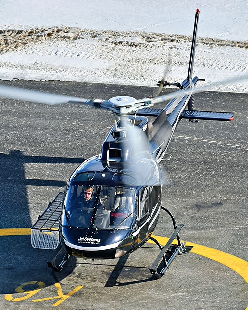 Hélicoptère AS350 BA Ecureuil 2 F-GGAO de JET SYSTEMS HELICOPTERES SERVICES