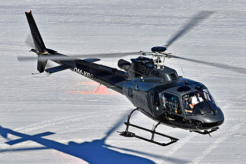 Hélicoptère AS350 Ecureuil B3 OM-XBC de SENNAIR