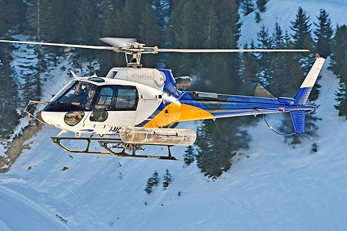 Hélicoptère AS350 B3 Ecureuil I-MCMC d'ELITELLINA