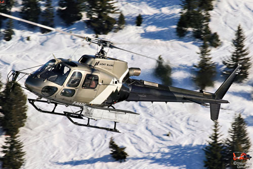 Hélicoptère AS350 B3 Ecureuil F-HADE de Mont Blanc Helicopteres (MBH)