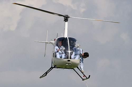 Hélicoptère Robinson R22