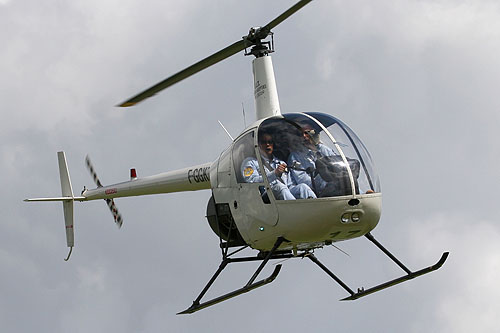 Hélicoptère Robinson R22