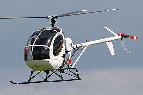 Hélicoptère Schweizer H300