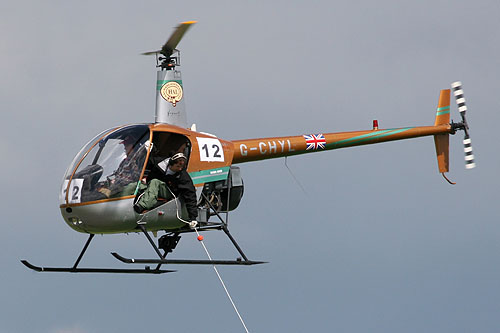 Hélicoptère Robinson R22