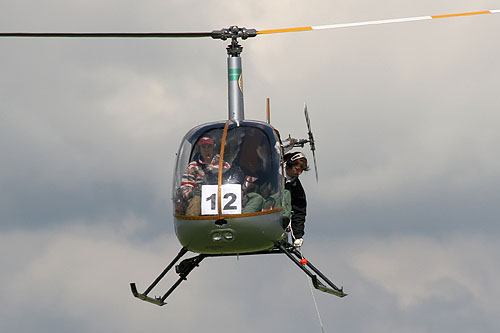 Hélicoptère Robinson R22