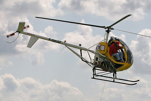 Hélicoptère Schweizer H300