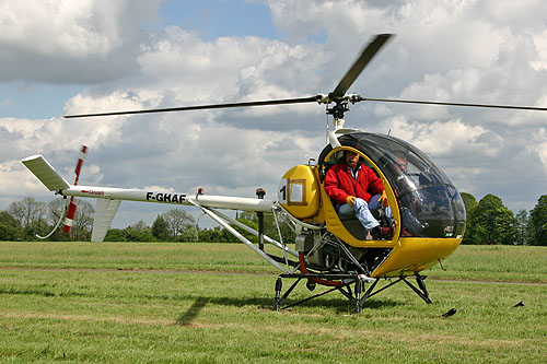 Hélicoptère Schweizer H300